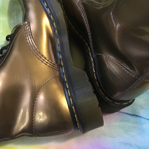Gold Dr. Martens boots. UK 6/ US 8 or US 8.5 - Picture 6 of 8
